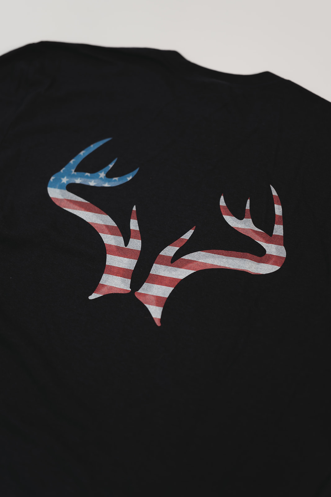 Long Sleeve Wildlife American Flag